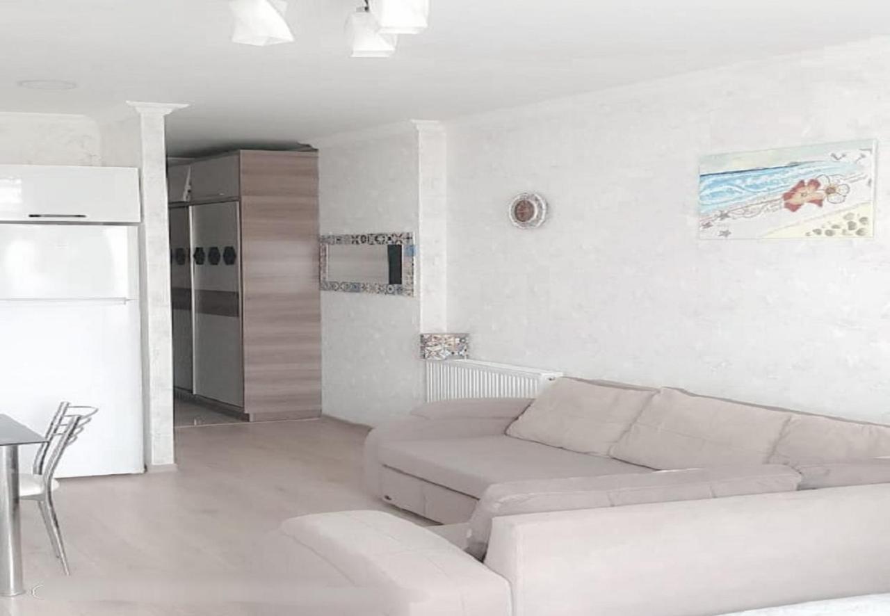 Apartamento Sunny Mood Batumi Exterior foto