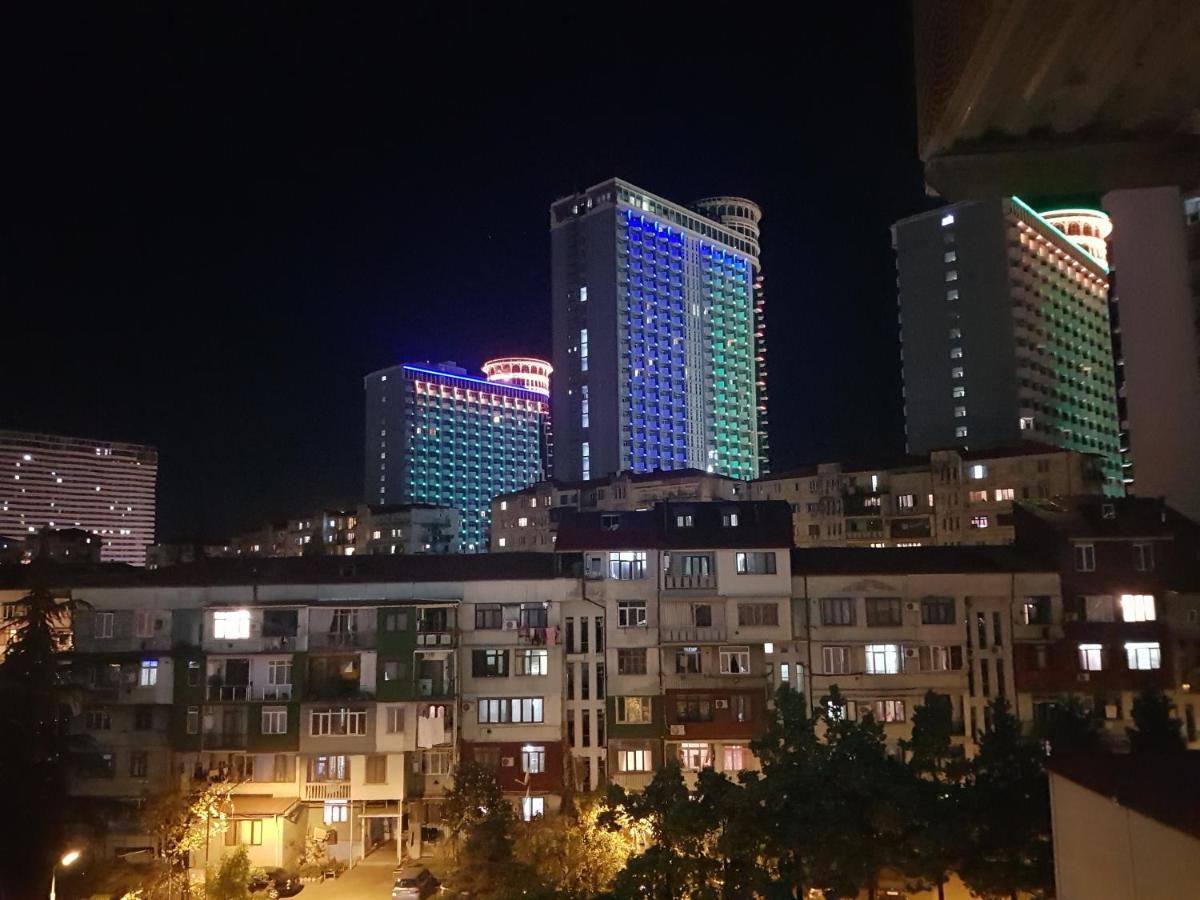 Apartamento Sunny Mood Batumi Exterior foto